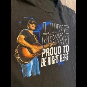 Luke Bryan proud to b here concert tour t-shirt medium
